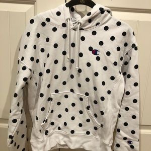 Champion x Urban Outfitters hoodie size Small